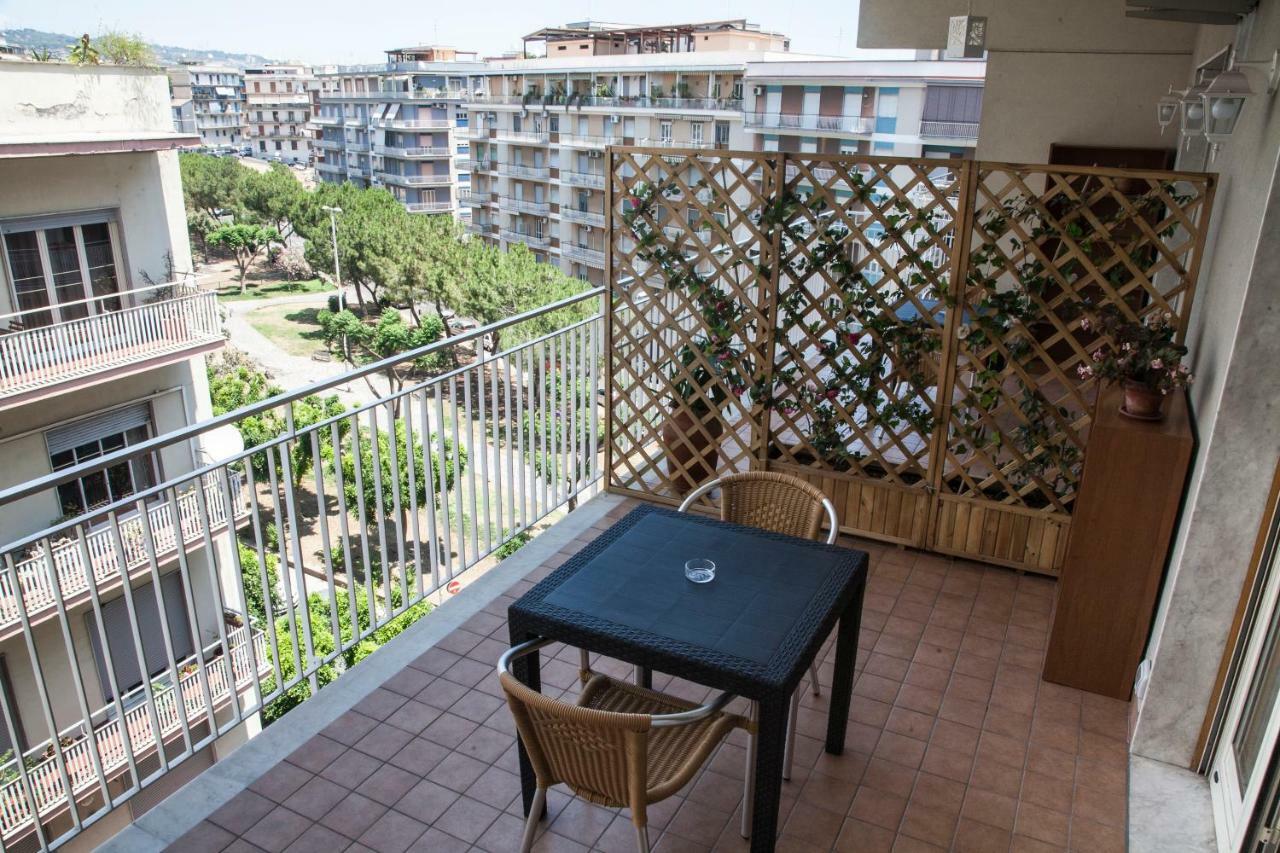 Etna Sea House Bed & Breakfast Catania Exterior photo